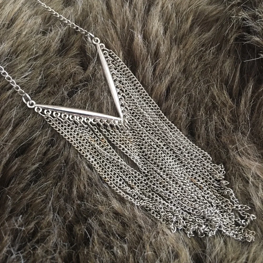 Silver tone v shape tassel chain necklace